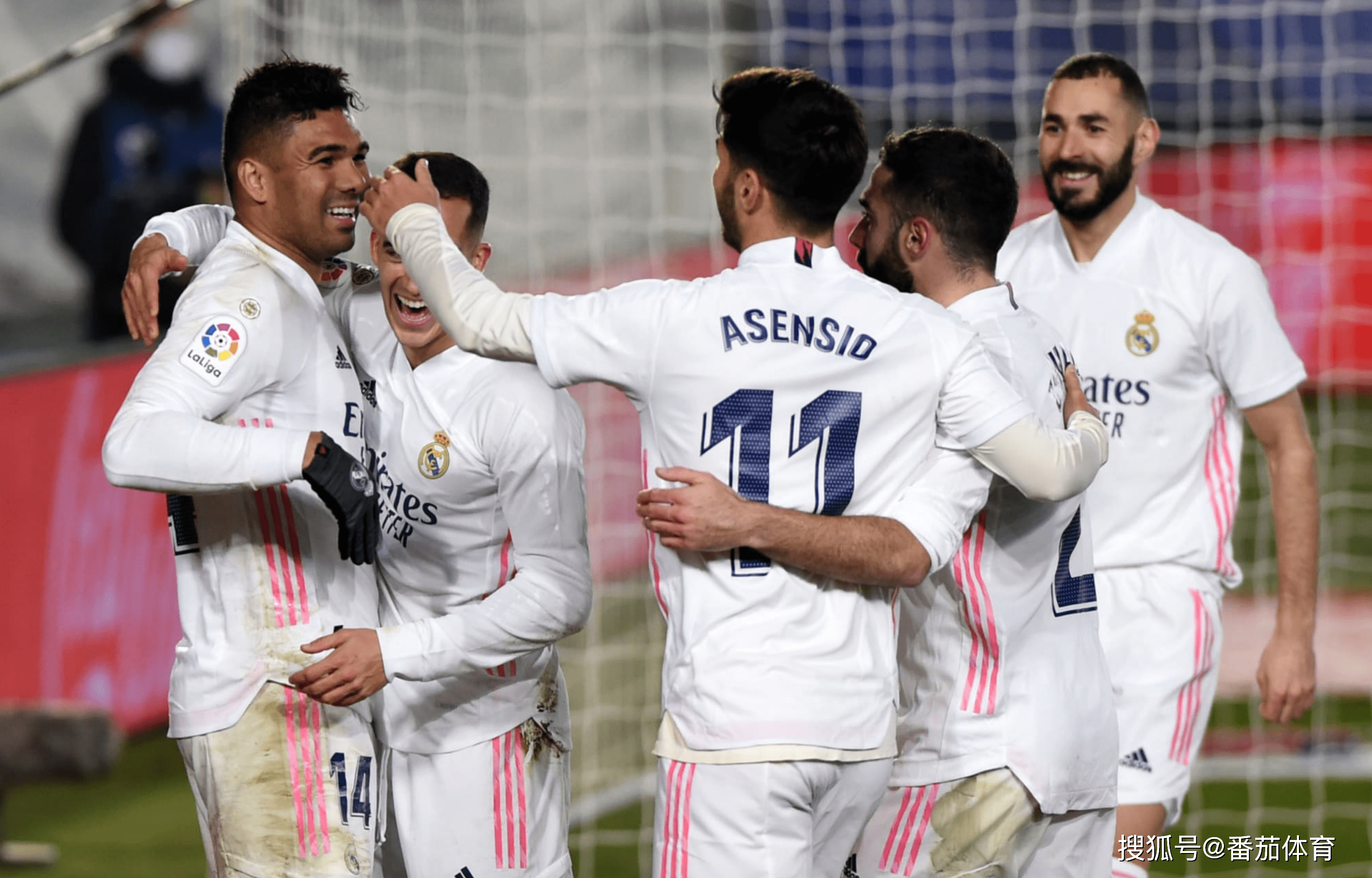 费尔南德斯 费尔南德斯