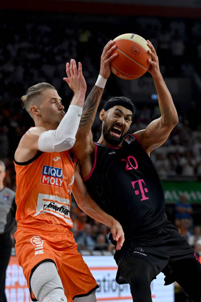 球推进至前 球推进至前