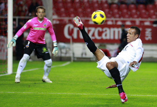 球员们不仅 球员们不仅