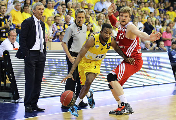 强势登顶 强势登顶